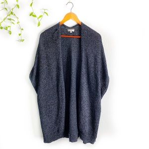 Aritizia COMMUNITY Ionic Cape Shawl in Navy XS/S